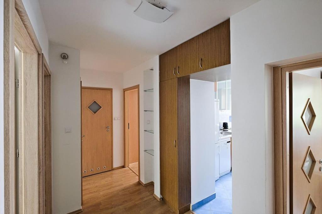 Urbannest- Sonaty 6c Apartament *